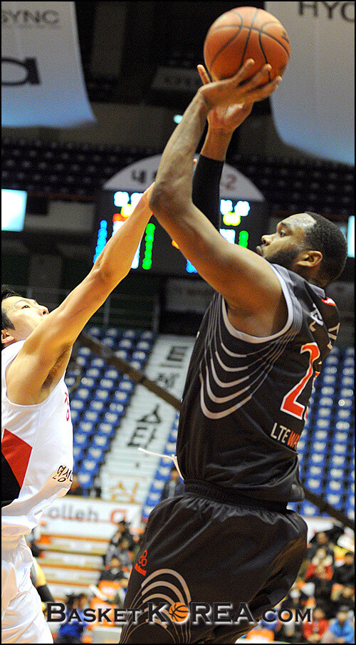 1398pyt20130103-09