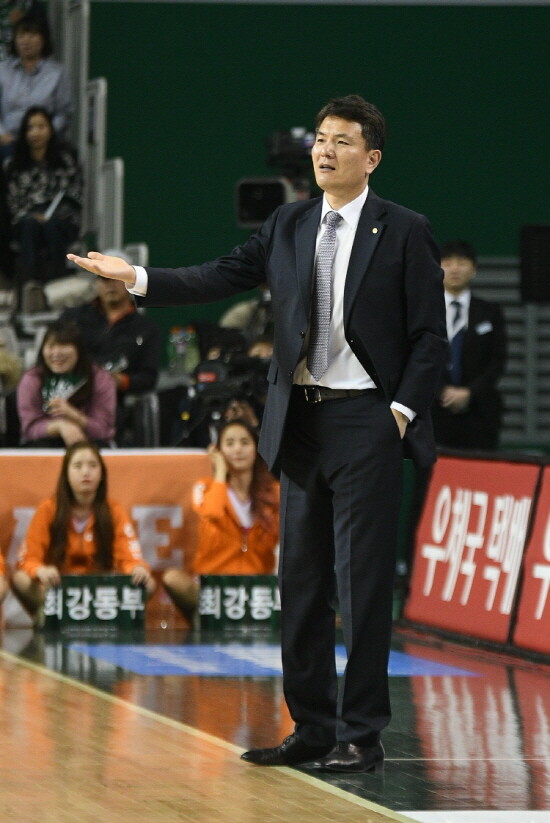 김영만 감독 