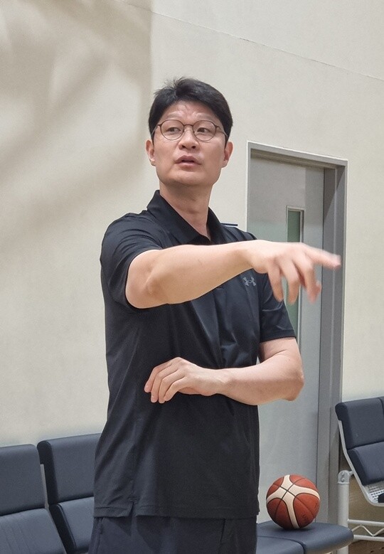 백업 자원들을 위한 스파링, 이규섭 ...